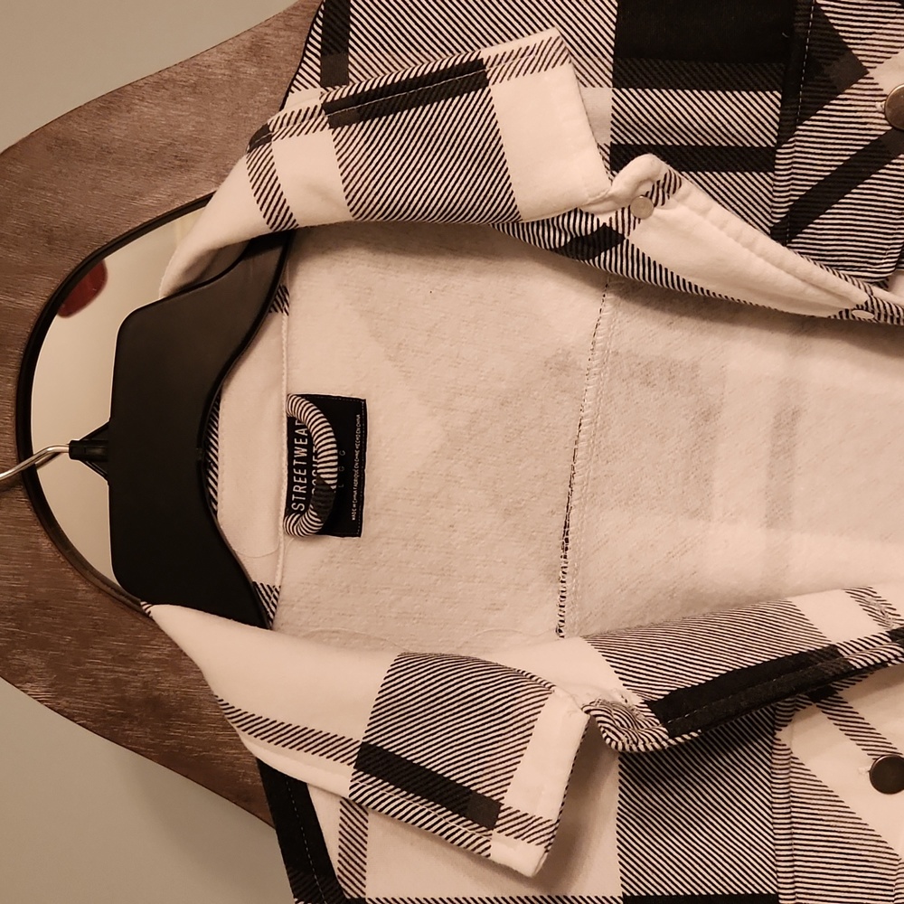 Jacket - Picture 6 of 9